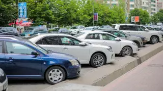 Елордалықтарға көше мен жол желісі бойындағы автотұрақтарға төлем жасаудың қажеті жоқ - әкімдік