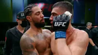 UFC жекпе-жегінде спортшының құлағы жұлынып қалды