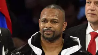 "Соққылары денені әлсіретеді". Рой Джонс Майк Тайсонмен реваш туралы не деді?