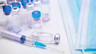 "Вирус жұқтырудан қорықпаймыз" - қазақстандық вакцинаны әзірлеуші