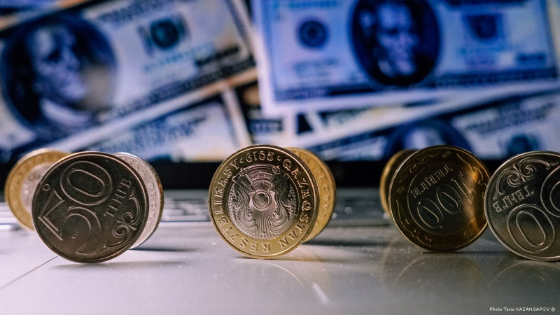 © Тұрар Қазанғапов