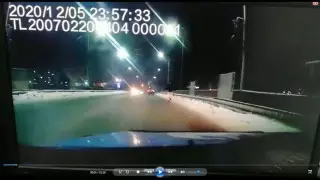 Петропавлда көпірден секірмек болған әйел видеоға түсіп қалды