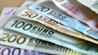 Қазақстан 1,5 миллиард еуро қарыз алады: Парламент келісімдерді ратификациялады