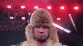 Қазақстандық боксшы жекпе-жекте қарсыласын нокаутқа түсірді