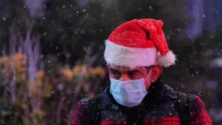 АҚШ-та коронавирус жұқтырғандар саны бойынша антирекорд тіркелді