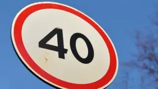 Нұр-Сұлтан орталығында көлік жылдамдығы сағатына 40 шақырымға дейін төмендетілді