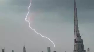 БАӘ-де 50 градус ыстықта жасанды жаңбыр жауды