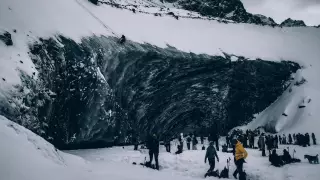 Алматы әкімдігі уақытша Богданович мұздығына барудан бас тартуды ұсынды