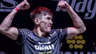 Жеңілмеген қазақ спортшысы Хабибтің промоушенімен келісімшарт жасаcты