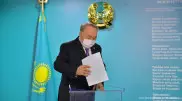 Назарбаев Қазақстан халқы Ассамблеясы депутаттарын сайлауда дауыс берді
