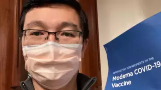 Коронавирусқа қарсы Moderna вакцинасын салдырған қазақстандық жағдайын айтты