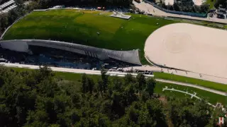 "Лохотрон" - Песков Навальный түсірген "Путиннің сарайы" фильмі туралы