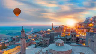 Түркия туристердің әдемі селфи жасауы үшін ұсқынсыз 240 ғимаратты бұзады