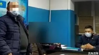 Ақтауда ер адам бес миллион теңгесімен көшеде ұйықтап қалған