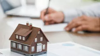 Тоқаев жылжымайтын мүлікке құқықтарды тіркеу туралы түзетулерге қол қойды