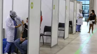 Бразилия тұрғындары бір уақытта коронавирустың екі штамын жұқтырған