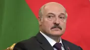 Лукашенко конституциялық реформаны қайта қарауды ұсынды