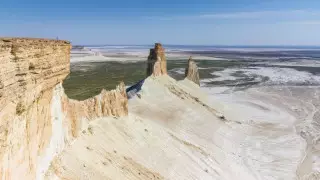 Парижде Бозжыра шатқалын қорғау акциясы өтті