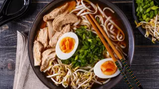 Алматыда құрамындағы ГМО-сы нормадан асып кеткен 2,5 тонна корей кеспесі өртелді