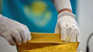 Қазақстандықтар қаңтарда қанша алтын құйма сатып алғаны белгілі болды