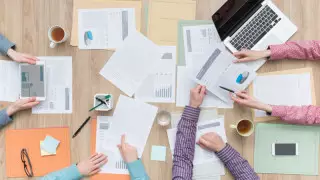 Тоқаев: әлеуметтік-кәсіпкерлік корпорациялар қоғам бақылауында болуы керек