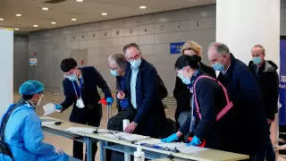 Коронавирус 2019 жылдың желтоқсанынан бұрын тараған болуы мүмкін - ДДҰ зерттеушілері