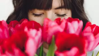 Министрлік коронавирус "гүл арқылы жұғады" деген ақпаратқа түсінік берді