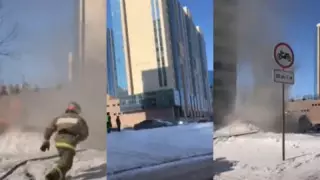 Астанада Porsche Cayenne өртеніп жатыр