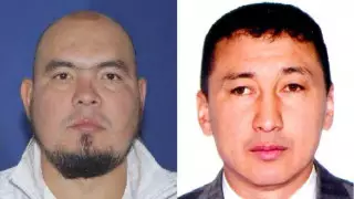 "Гүл мен сыйлықты әкеткен". Алматыда көлік ұрлығына күдікті екі ер адам ұсталды