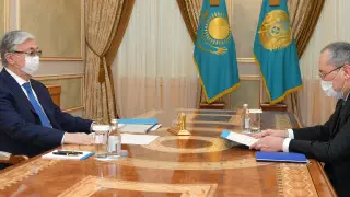 Тоқаевқа қылмыстық топтар мен қаржы пирамидалары туралы мәлімет берілді