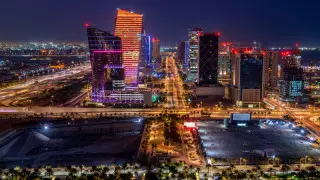 Катарда туристерді тарту үшін қала салынып жатыр