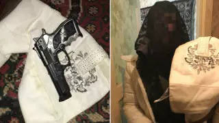 ШҚО-да әйел киімін киген ер адам шағын несие ұйымын тонап кетті