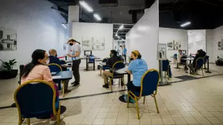 Елорданың тағы бір сауда орталығында вакцинация пункті ашылды