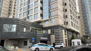 Алматыдағы атыс: тұрғын үй маңында не болып жатыр?