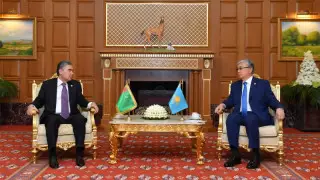 Бердімұхамедов Тоқаевты Түрікменстанға шақырды