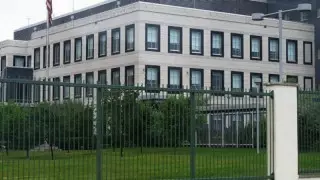 "Қазақстандықтар визаға құжат тапсыру кезінде басымдыққа ие" - АҚШ елшілігі