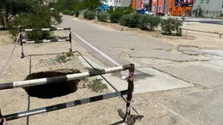 Ақтауда шұңқырға құлап аяғын "күйдірген" балаға қатысты оқиғаның мән-жайы айтылды