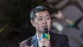 Қытайдың ең бай адамдарының бірі 50 жасында қайтыс болды