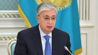 Тоқаев ЕАЭО туралы жаңа екі заңға қол қойды