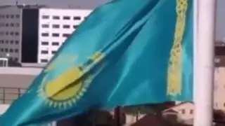 Атырауда мемлекеттік туға қатысты тағы бір келеңсіз оқиға болды