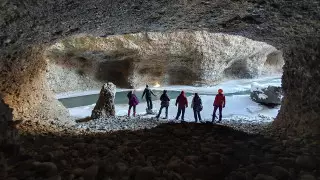 "Сцилла мен Харибда осы аймақта тұрар еді": Ақсу шатқалындағы үңгірлер жайлы