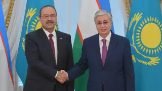 Тоқаев Өзбекстан басшысымен кездесуге уағдаласты