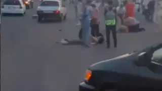 Алматыда аялдамадағы апат: зардап шеккен үш адамның біреуі ауыр жағдайда