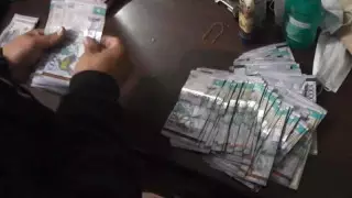 Нұр-Сұлтанда жүргізуші өзіне жалған шабуыл ұйымдастырып, 5 миллион теңге ұрлаған