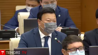 Сынға ұшыраған Цойдың министрлігі депутаттарға жауап берді