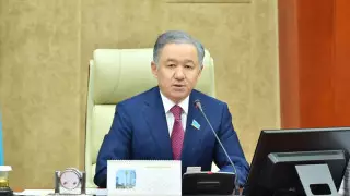 Нығматулин Парламент палаталарының бірлескен отырысын шақыру туралы Өкімге қол қойды