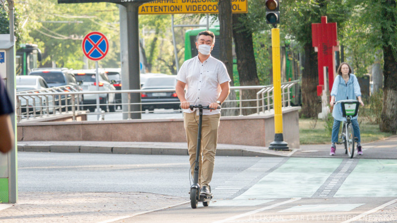 © Әлихан Сариев