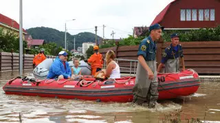 Сочиді нөсер жауыннан кейін су басты
