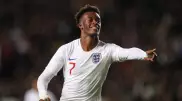 Англия құрамасының футболшысы нәсілшілдікке байланысты ұлттық командасын ауыстырмақ