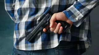 Нұр-Сұлтанда ер адам ойыншық тапаншамен ломбард тонап кетті